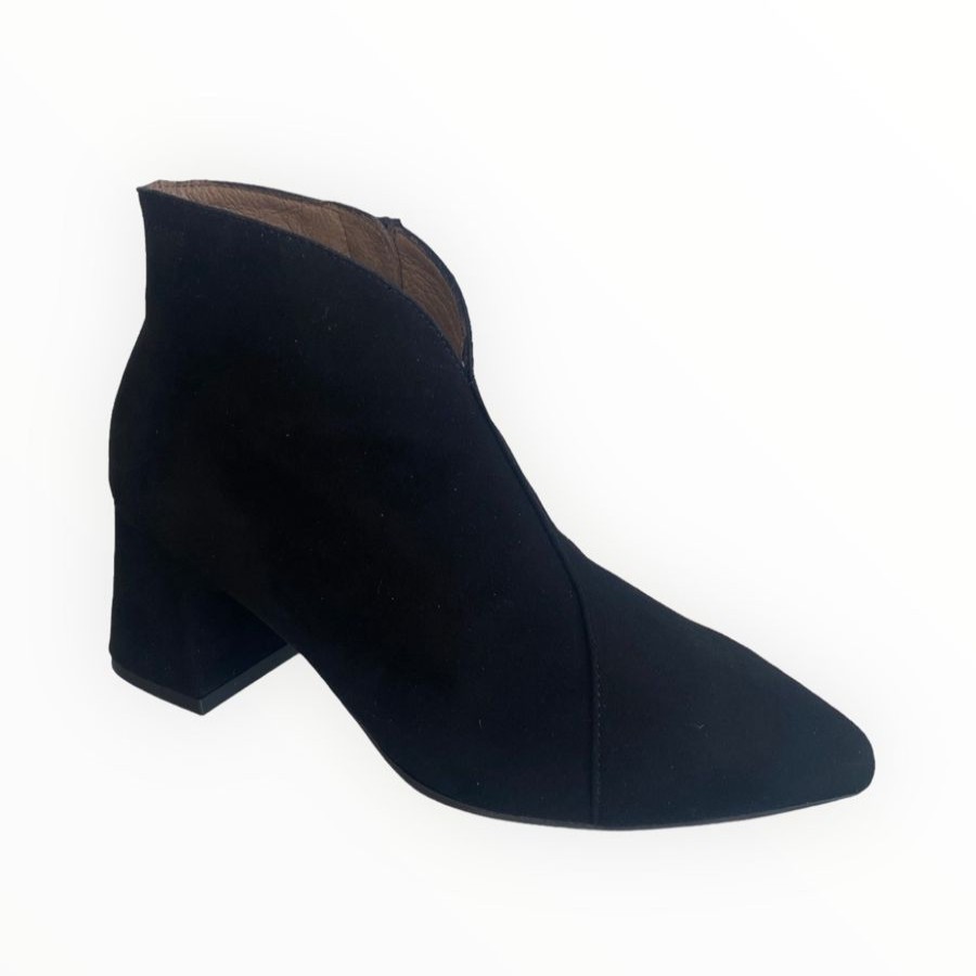 Ankle Boots | Wonders Wonders Eliot V Cut Ankle Boot Black Suede