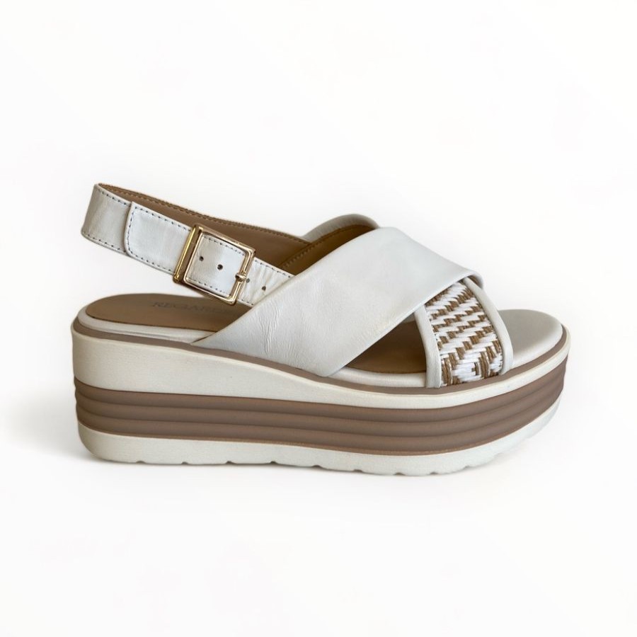 Sandals | Regarde Le Ciel Regarde Le Ciel Sheyla Raffia White