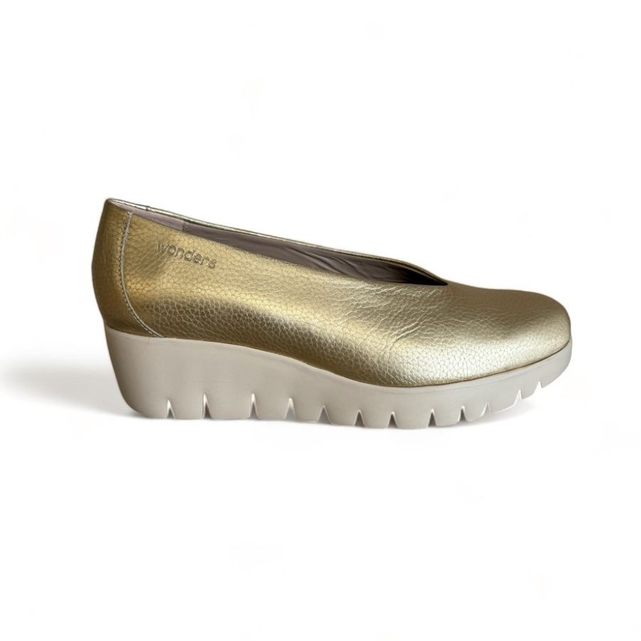 Wedges | Wonders Wonders Gold Fly Wedge Shoe