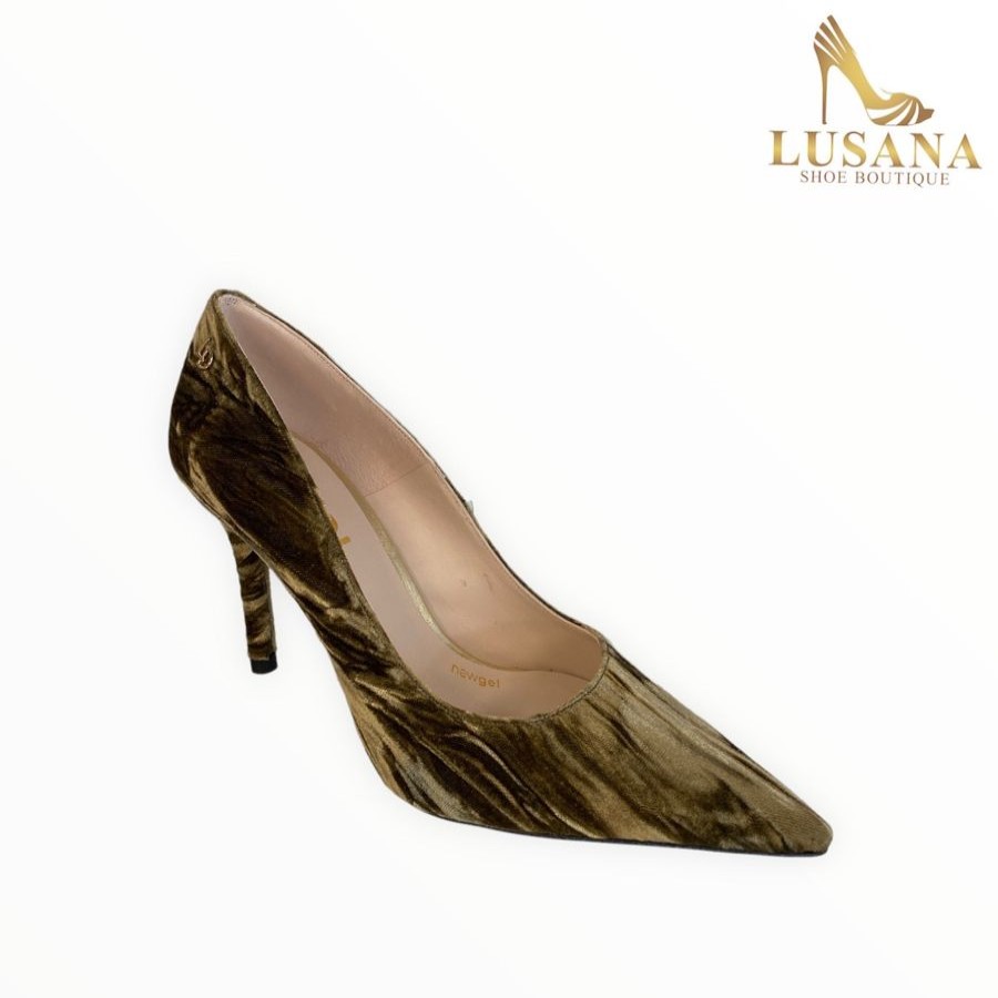 High Heels | LODI Lodi Solon-Te Green Velvet Court Shoe